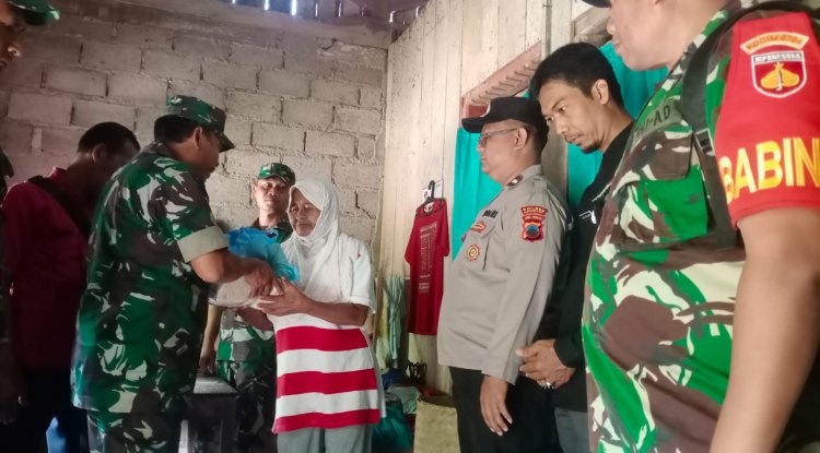 Babinsa dan Bhabinkamtibmas Bersatu dalam Baksos Pembagian Sembako